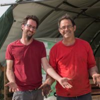 Eric Belle et Emile Gros, associés dans le GAEC Champ De main © F.Teillet